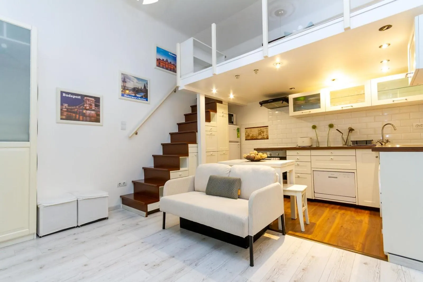 Apartment Lovely Danube Retreat By Nw Budapest